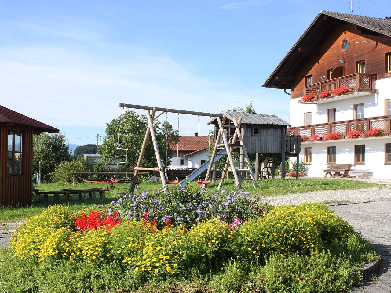 Apartamento vacacional entero, Petersimmerhof - holiday flat in Tachinger See, Taching am See