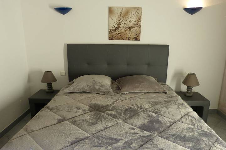 Location de vacances pour 8 personnes, avec jardin dans Plage de Fautea - 2