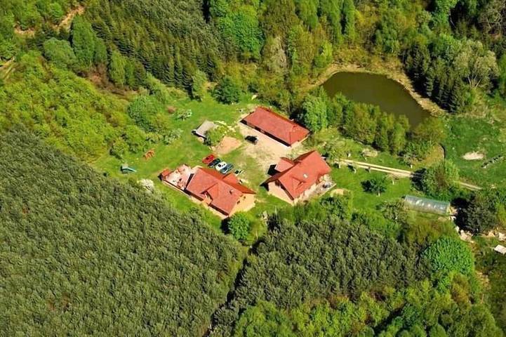 Ferienhaus für 18 Personen, mit Pool und Garten sowie Terrasse und Sauna - 1