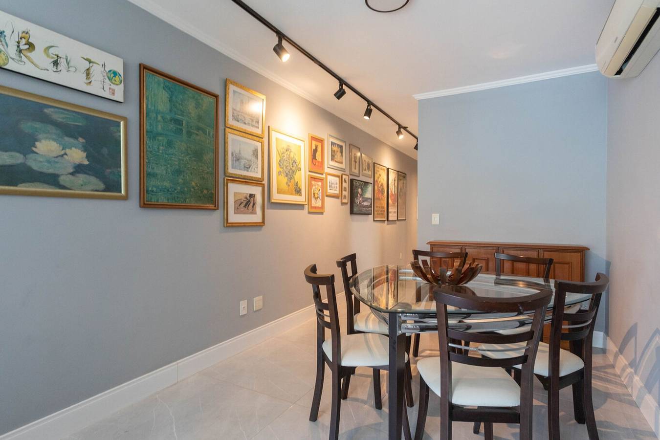 Apartamento entero, Apartamento Climatizado com Garagem e Wi-Fi in Porto Alegre, Río Grande del Sur