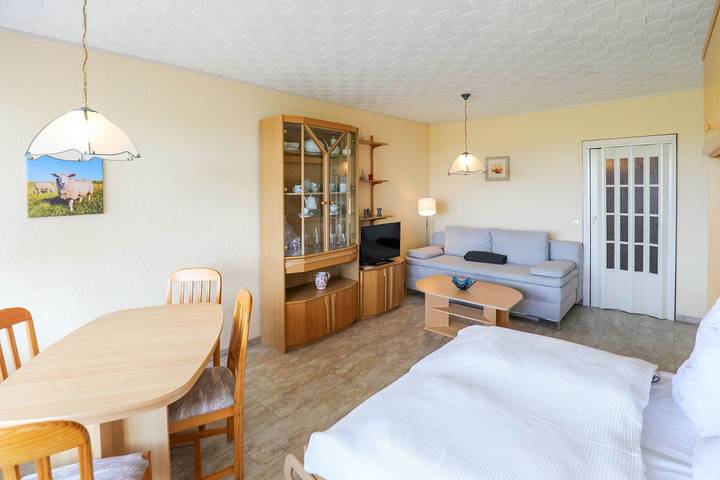 Ferienwohnung für 2 Personen, mit Balkon in Büsum-Wesselburen - 2