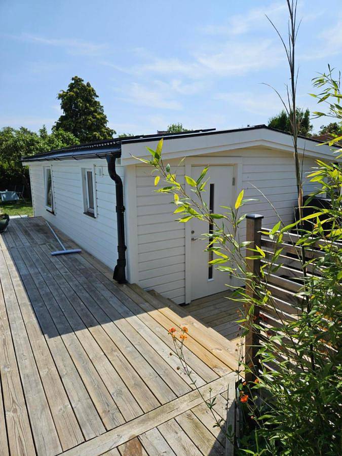 Hus för 4 Personer, med trädgård samt pool och terass i Åhus