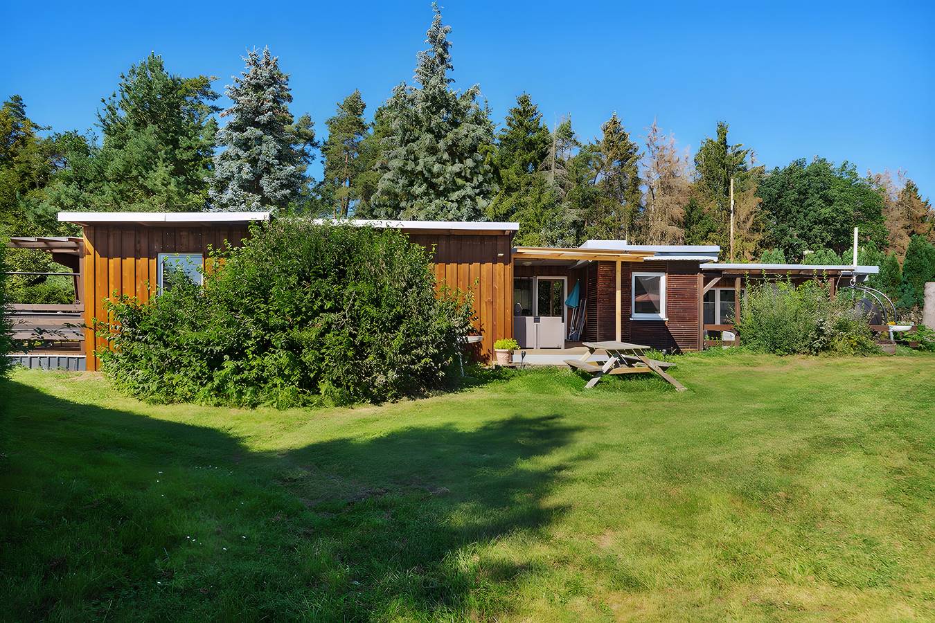 Ferienhaus 34 mit privater Terrasse, Gemeinschaftsgarten und Wlan in Bungalowdorf Zadelsdorf, Zeulenroda-Triebes