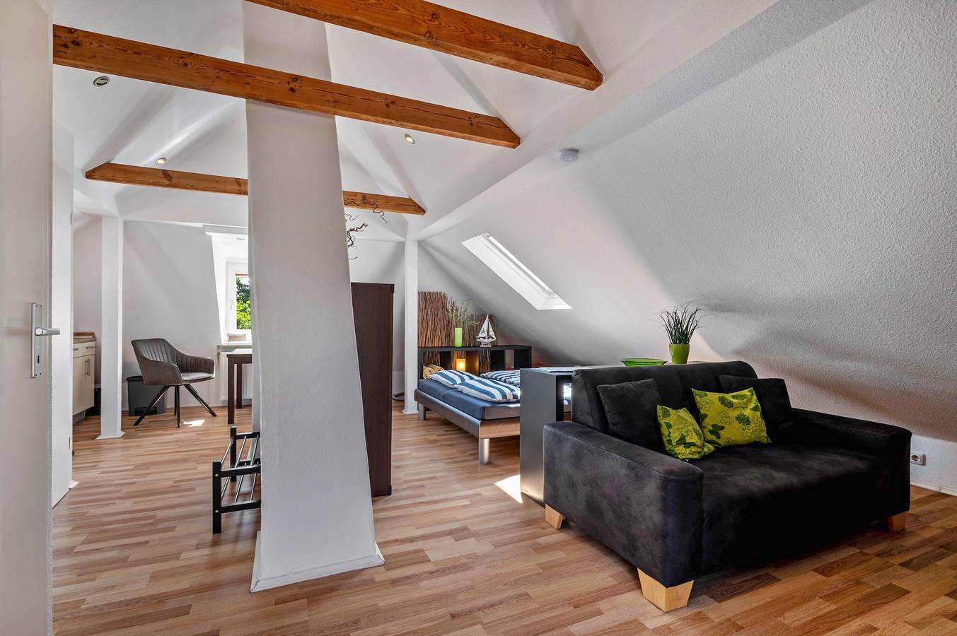 Ganze Wohnung, Ferienwohnung '1 Zimmer-' mit Dachterrasse und Wlan in Döse, Cuxhaven