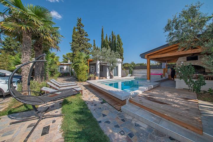 Ferienwohnung für 2 Personen, mit Balkon/Terrasse und Terrasse sowie Pool in Istrien - 2