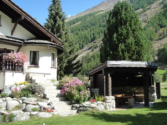 Ferienhaus für 3 Personen, mit Terrasse und Garten in Saas-Grund - 4