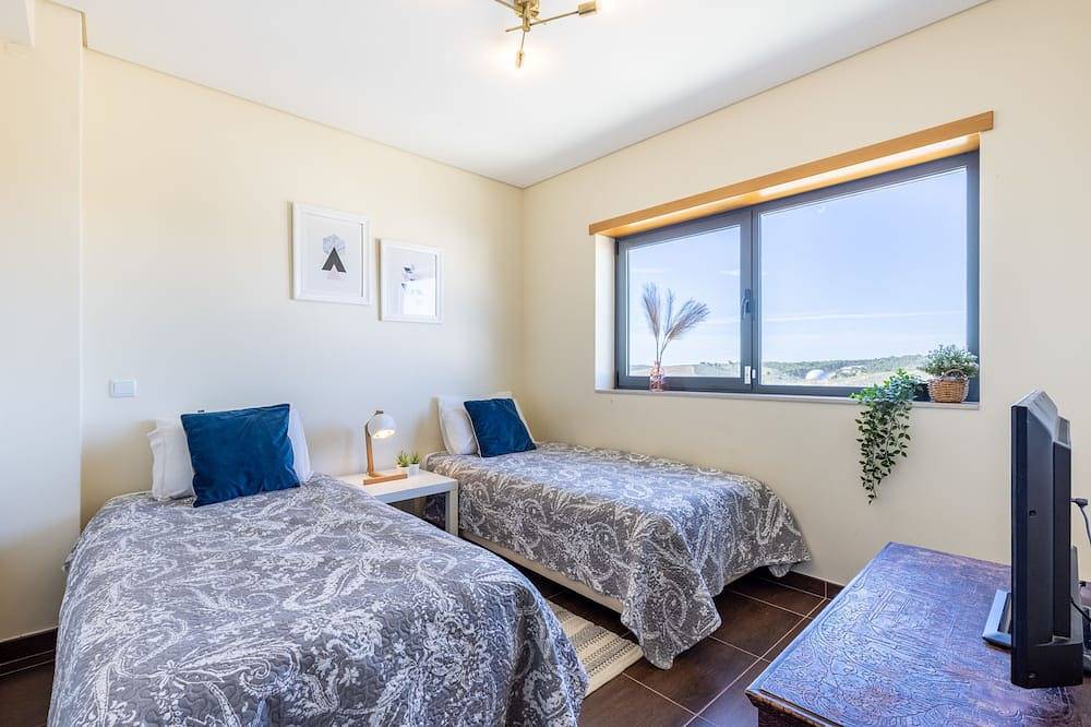 Margarida Sun House Ocean View in Raposeira, Vila do Bispo