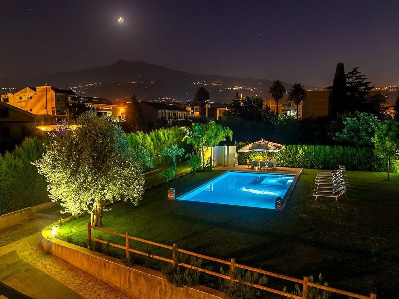 Villa Carmela in Della Chiesa 26 in Fiumefreddo di Sicilia, Provinsen Catania