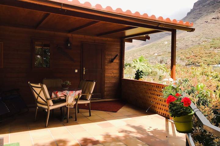 Ferienhaus für 3 Personen, mit Terrasse und Garten