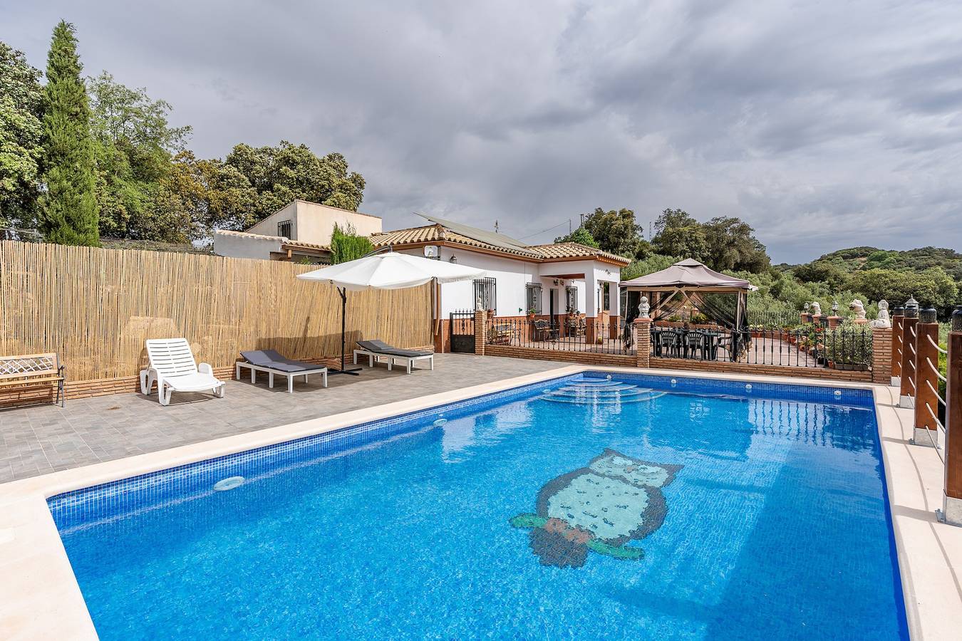 Ferienhaus "Cortijo La Solana Montefrío" mit Bergblick, privatem Pool und Wlan in Montefrío, Granada Provinz