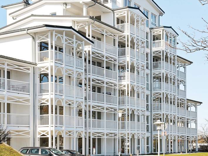 Ferienwohnung für 4 Personen, mit Balkon und Whirlpool sowie Garten und Sauna in Großenbrode