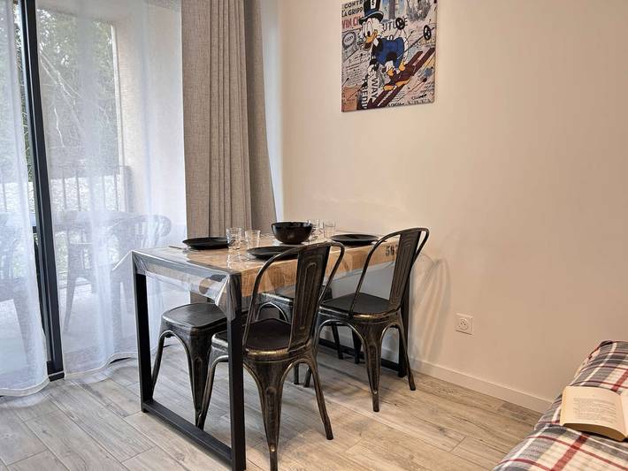 Ganze Wohnung, Ruhiges Apartment in Risoul - 4 Pers. in Station de Risoul, Risoul