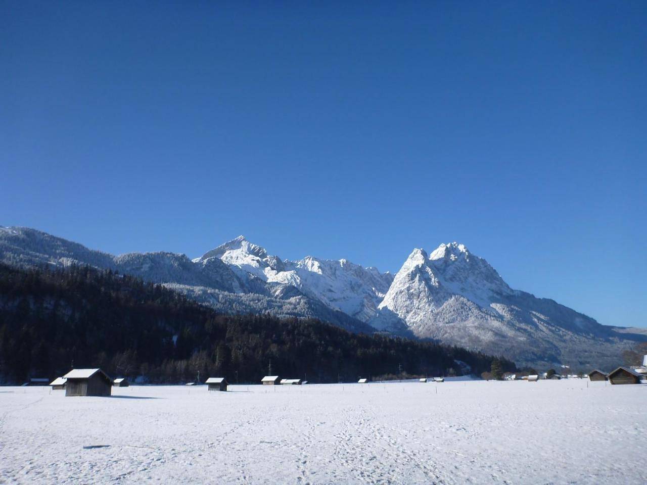 Budget Triple Room in Garmisch-Partenkirchen, Bayerische Alpen