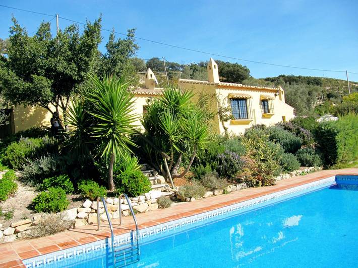Ferienhaus für 4 Personen, mit Terrasse und Pool