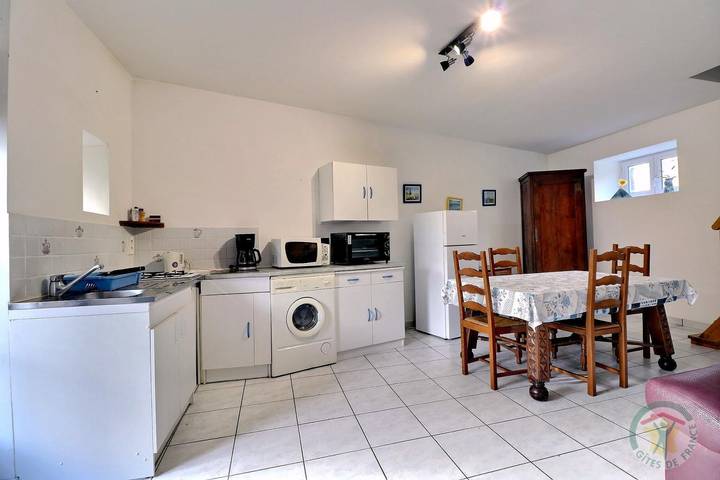 Gîte pour 4 personnes, avec vue et jardin à Pleurtuit - 3