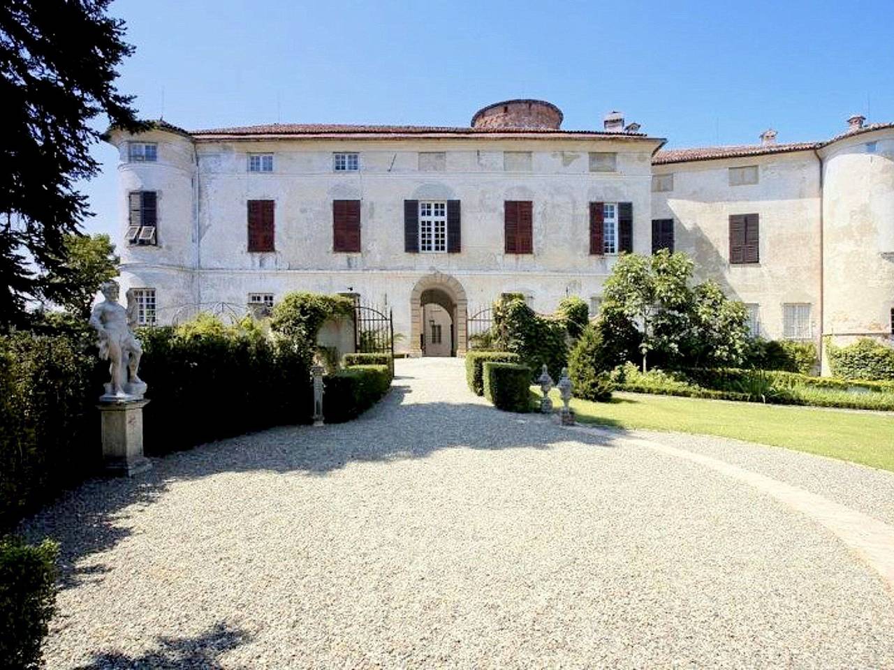 Ein Schlossaufenthalt im Weinland in Rocca Grimalda, Alessandria Provinz