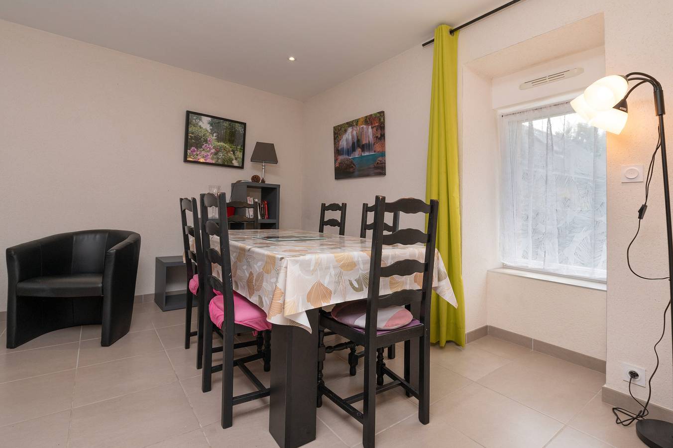 Petite maison "Le Cocon" avec terrasse privée, jardin partagé et Wi-Fi in Crach, Côte des Mégalithes