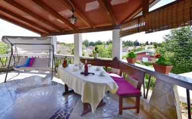 Ferienwohnung für 4 Personen, mit Garten in Savudrija