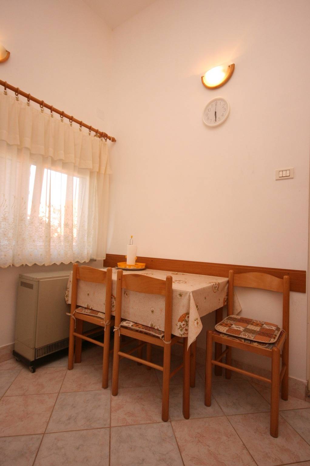 Entire apartment, One bedroom apartment with terrace Pula A-6987-b in Pula-Medulin, Pula