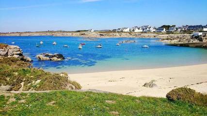 Location de vacances pour 13 personnes, avec jacuzzi ainsi que terrasse et jardin dans Plage de Port Blanc-Kerroch