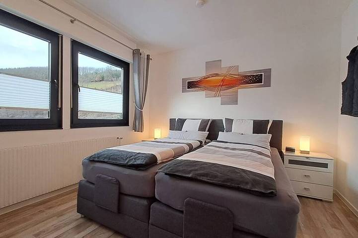 Ferienhaus für 6 Personen, mit Sauna und Garten in Schmallenberg - 4