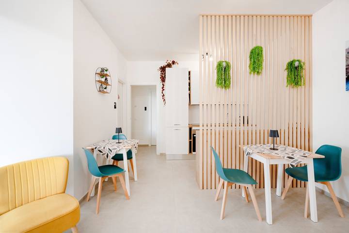 Room 'Estro' with Shared Terrace, Wi-Fi and Air Conditioning in Conversano, Bari Province