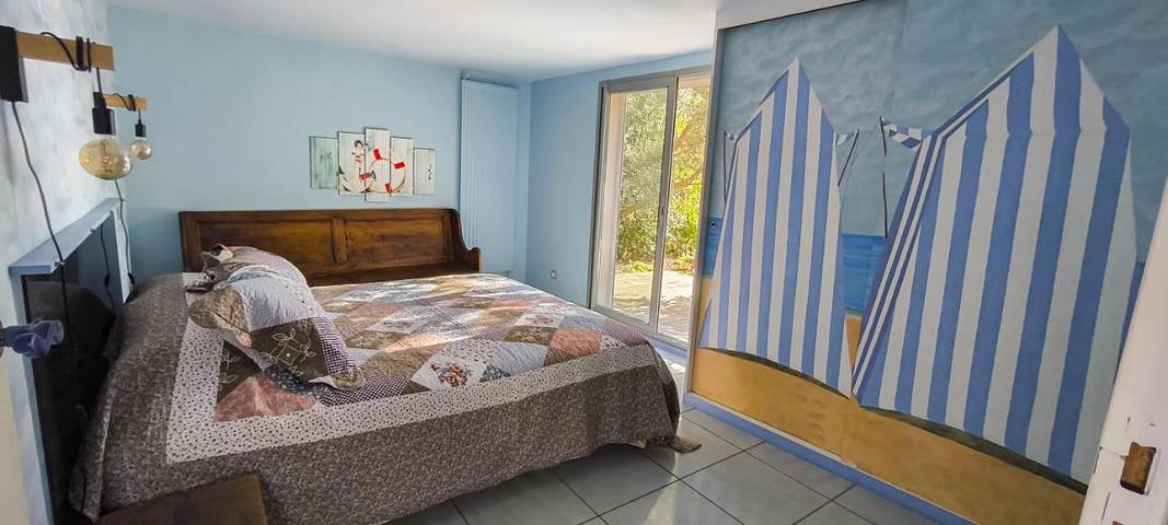 Location de vacances pour 8 personnes, avec vue et piscine ainsi que terrasse et jardin, animaux acceptés dans Plage de la Crique de l'Anau - 4