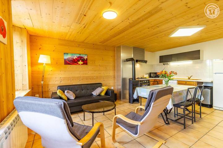 Gîte pour 5 personnes, avec terrasse et jardin à Saint-Jean-de-Belleville - 4