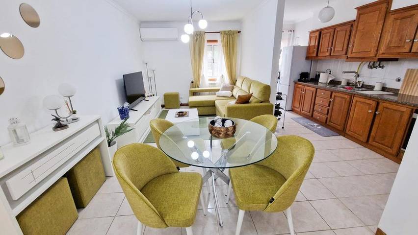 Appartement de vacances pour 6 personnes, avec Balcon et Terrasse