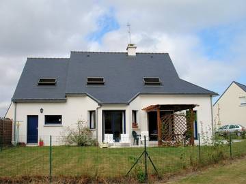 Gîte pour 9 personnes, avec jardin et terrasse, animaux acceptés dans Plage de Beg Lann