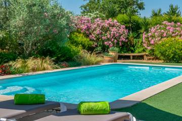 Villa in Santa Maria del Cami, Majorca Center für 6 