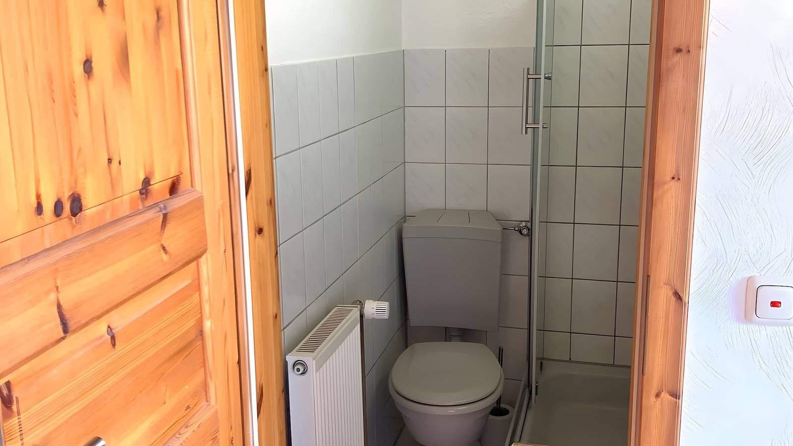 Ganze Wohnung, Apartment für 1 Person, 20 m², mit Wlan in Kreuzau in Kreuzau, Rureifel (Nordrhein-westfalen)