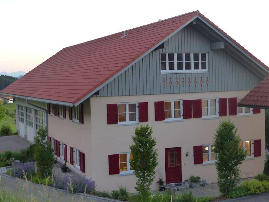 Ganze Wohnung, Three-Bedroom Apartment in Stiefenhofen, Bayerisch Schwaben