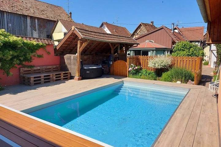 Location de vacances pour 4 personnes, avec Terrasse ainsi que Jardin et Piscine à Valff