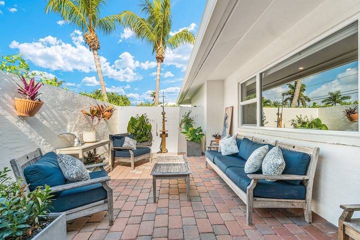 Vacation rental for 8 people, with yard and terrace in Singer Island