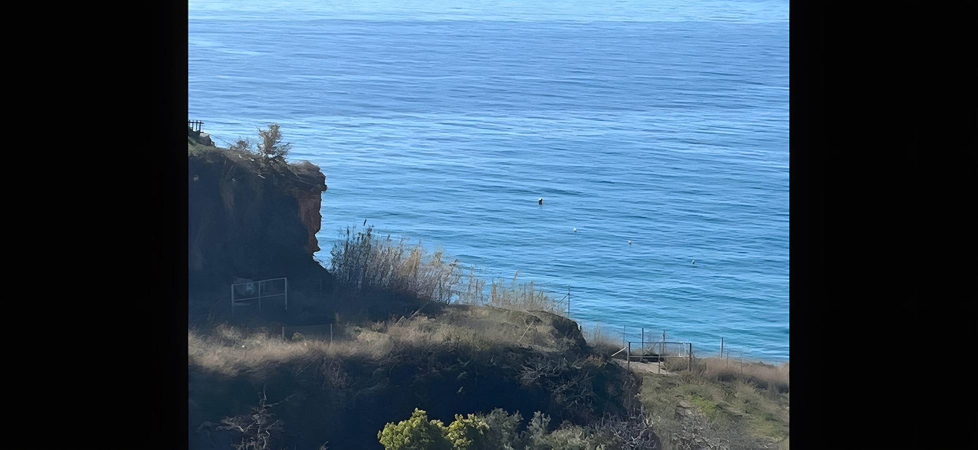 Holiday Home 'Natalie' with Sea, Beach and Mountain Views in Playa de Burriana, Nerja