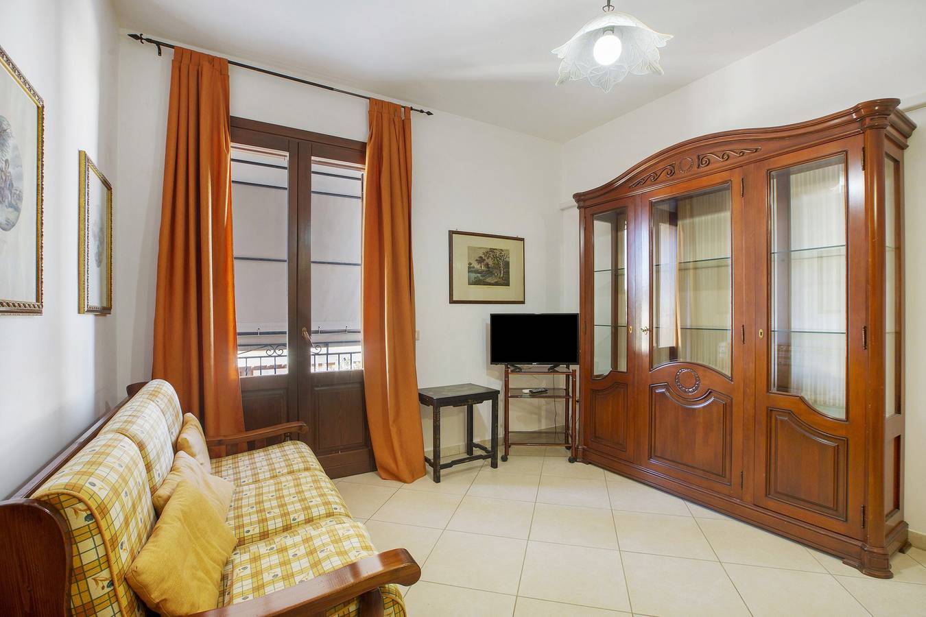 Ganze Wohnung, Apartment 'Giallo' mit Terrasse, Wlan und Klimaanlage in San Vito Lo Capo, Trapani Provinz