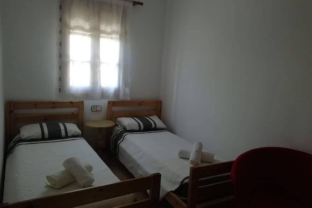 Villa mit komfortablem und ruhigem Garten in Strandnähe in Creixell, Costa Dorada