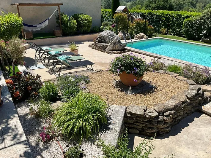 Casa de vacaciones para 4 personas, con jardín además de piscina y vistas - 1