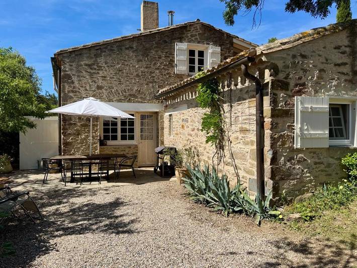 Location de vacances pour 5 personnes, avec Terrasse et Jardin ainsi que Piscine et Vue à Montlaur (Languedoc-Roussillon) - 3