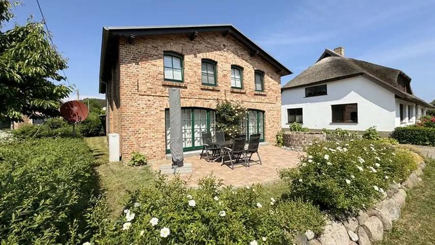 Ferienhaus für 2 Personen, mit Terrasse in Groß Zicker - 2