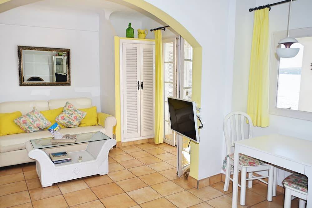 Ganze Wohnung, A3025 Ferienwohnung mit Meerblick für 4 Personen in Cala Fornells in Cala Fornells, Calvià