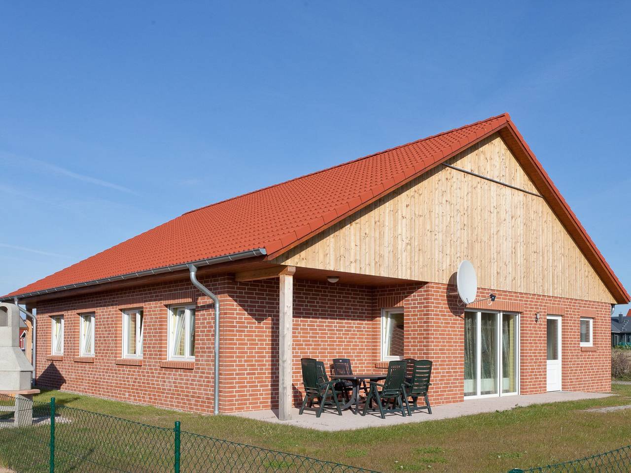 Ganze Wohnung, Komfortable Wohnung in Zierow mit Sauna in Zierow, Nordwestmecklenburg (Wismar und Umgebung)