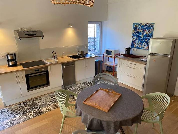 Gîte pour 4 personnes, avec piscine ainsi que jardin et terrasse à Saint-Hilaire-de-Brethmas - 2