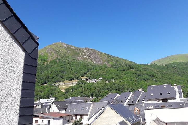 Location de vacances pour 9 personnes, avec Balcon à Saint-Lary-Soulan