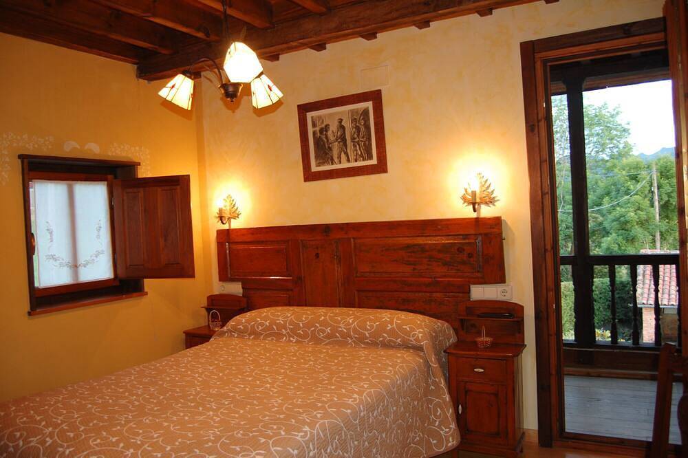 Casa Rural 'La Espinera' con Vista a la Montaña, Terraza Privada y Wi-Fi in Pruneda, Nava