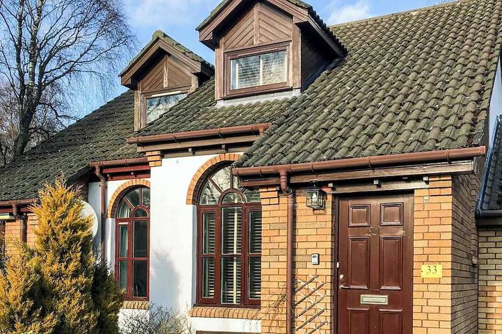 Glamping for 4 people, with garden, with pets in Cairngorms National Park