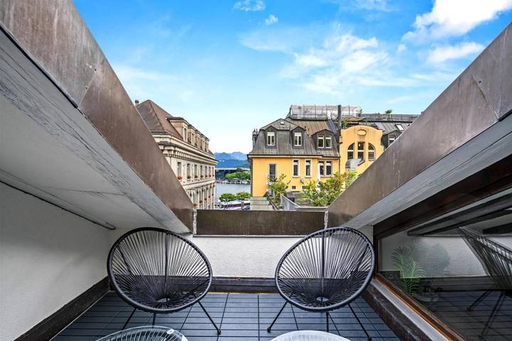 Ferienwohnung für 10 Personen, mit Ausblick und Balkon sowie Seeblick in Luzern - 2