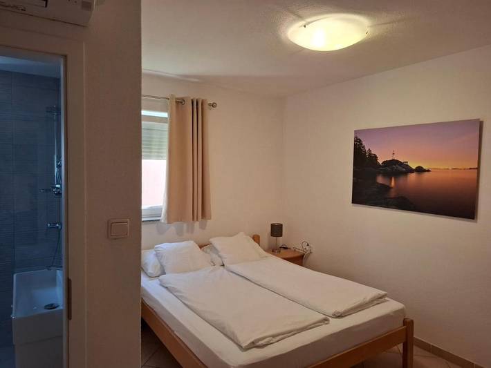 Chambre d’hôte pour 2 personnes, avec vue ainsi que jardin et piscine, animaux acceptés dans Krk - 3