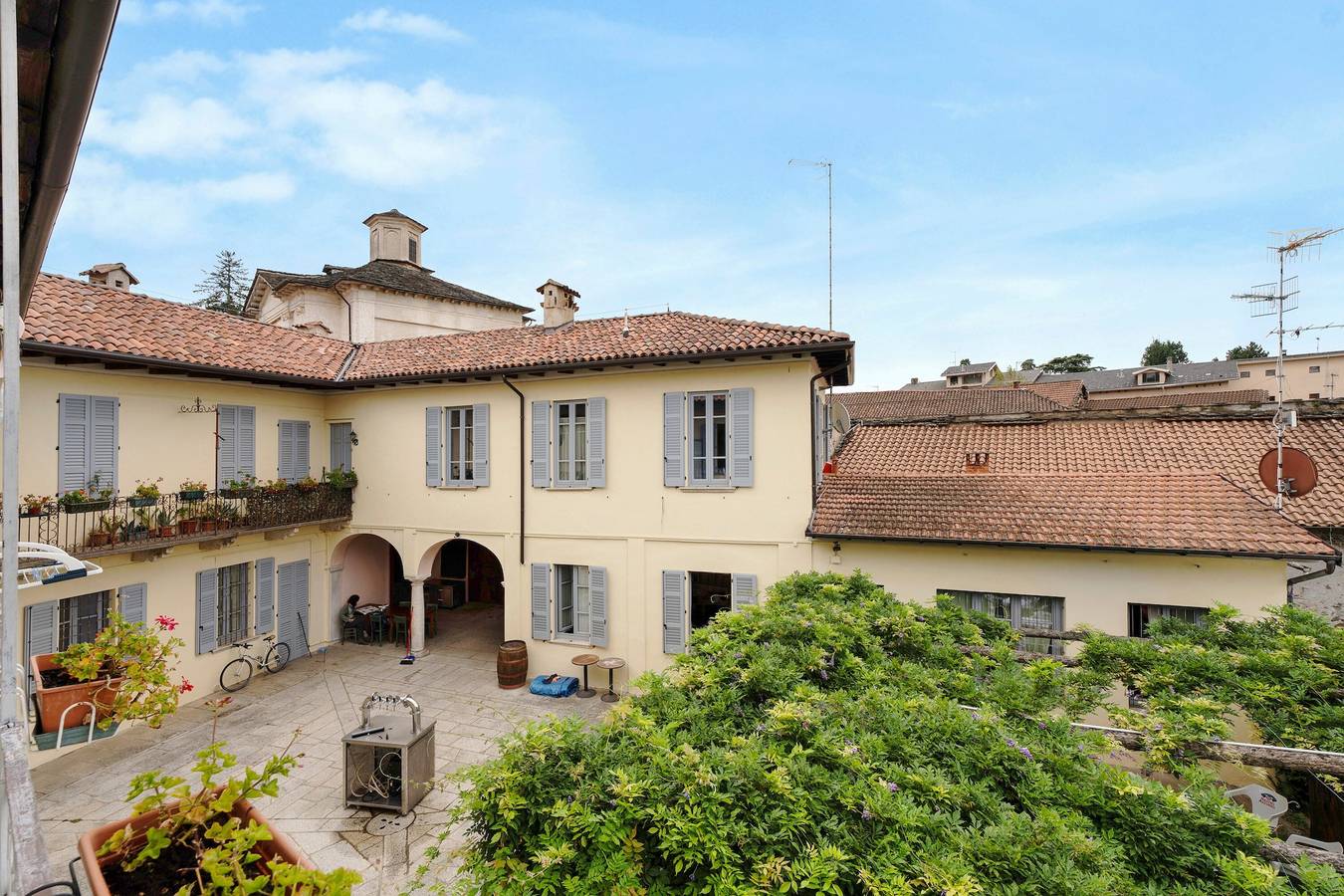 Gästehaus "Quadrifoglio" in Lago d'Orta mit Balkon, Gemeinschaftsgarten & Wlan in Ameno, Comune di  Ameno